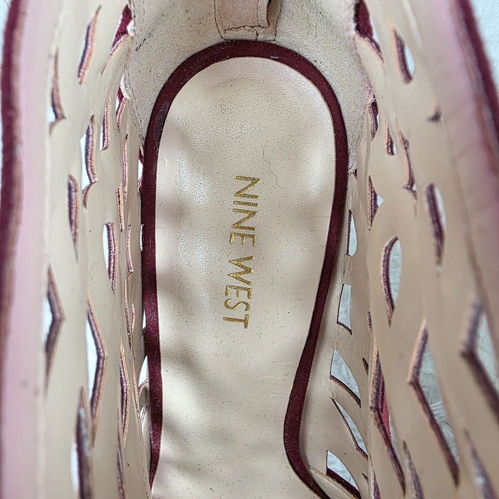 Nine West Tempo Laser Cut Geometric Bootie Maroon Red Size 9 - Picture 3 of 9